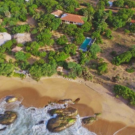 Nikara Luxury Beach House Tissamaharama Luaran gambar