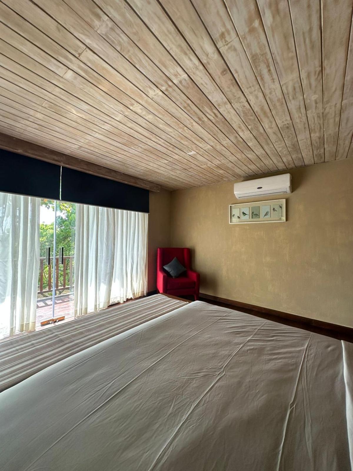 Nikara Luxury Beach House Tissamaharama Luaran gambar