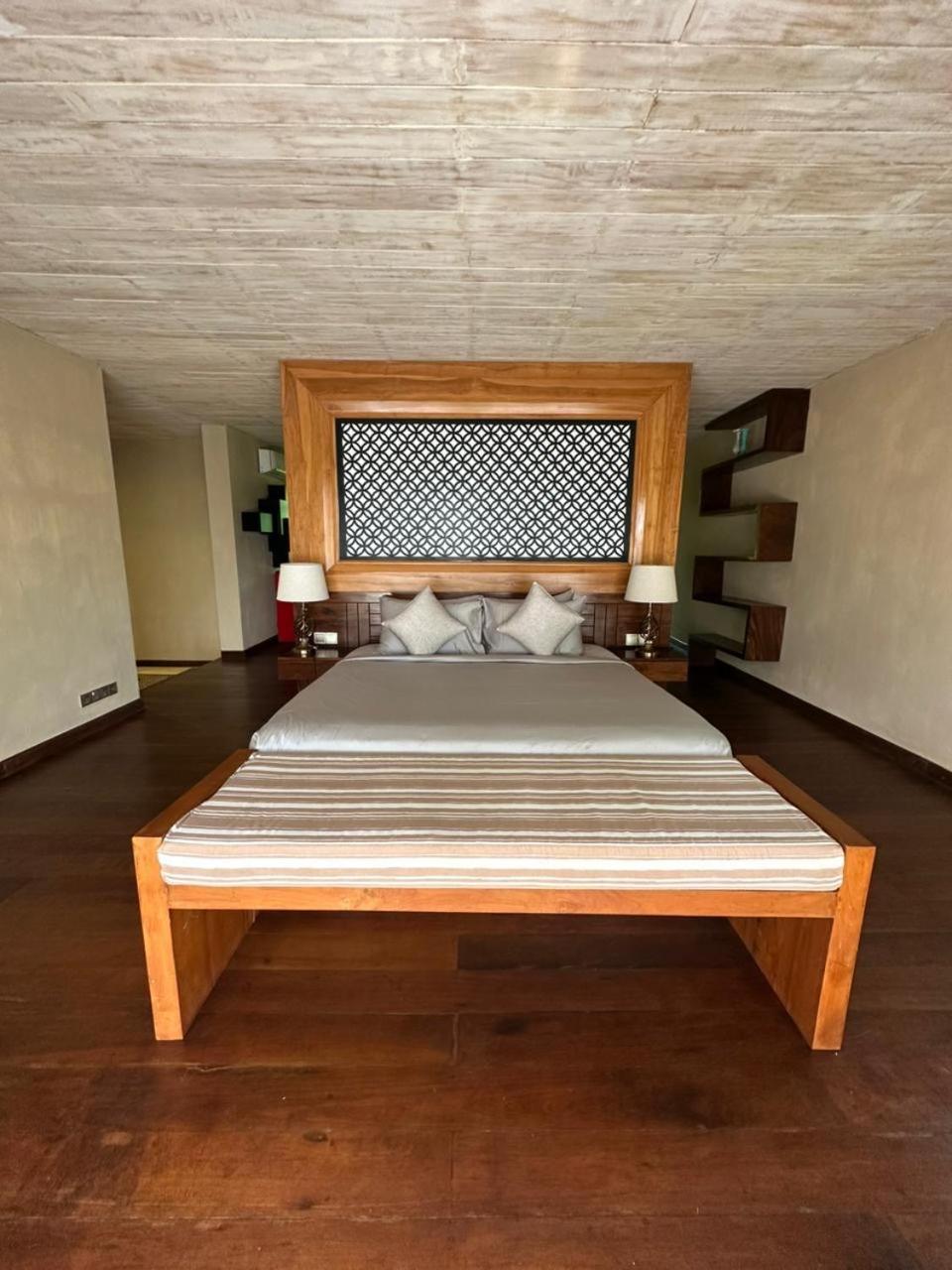Nikara Luxury Beach House Tissamaharama Luaran gambar