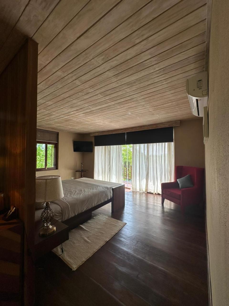 Nikara Luxury Beach House Tissamaharama Luaran gambar