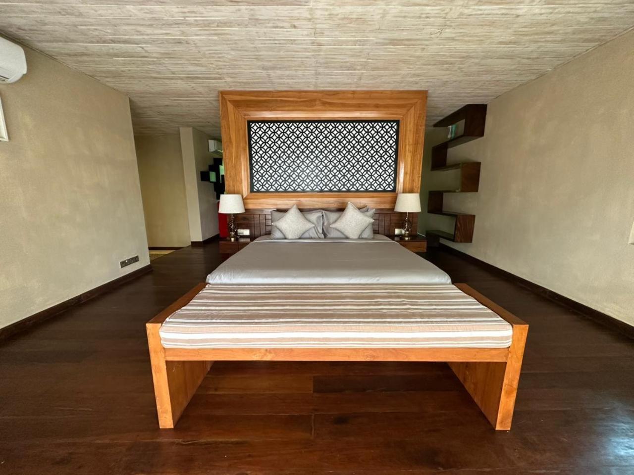 Nikara Luxury Beach House Tissamaharama Luaran gambar
