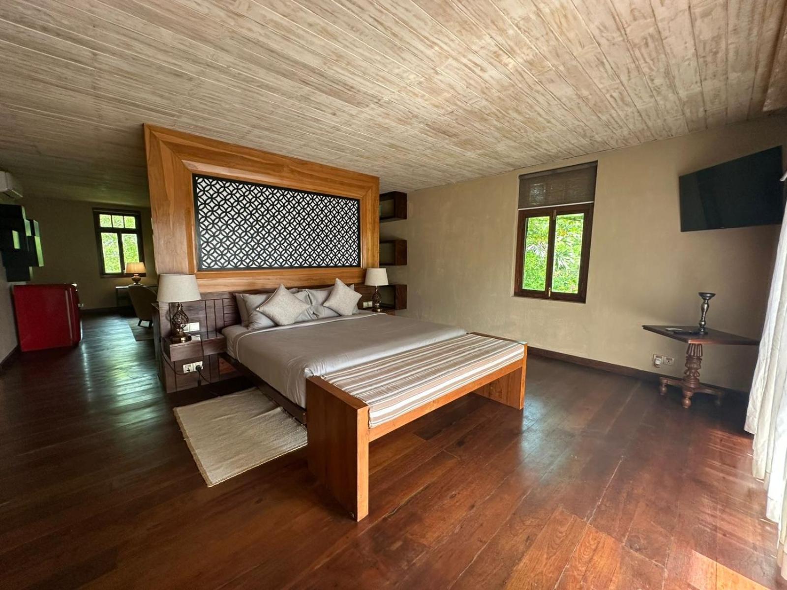 Nikara Luxury Beach House Tissamaharama Luaran gambar
