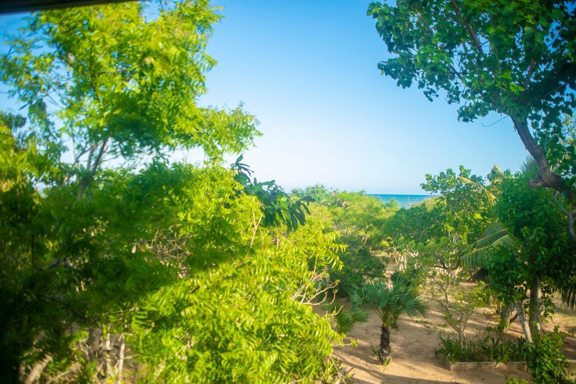 Nikara Luxury Beach House Tissamaharama Luaran gambar